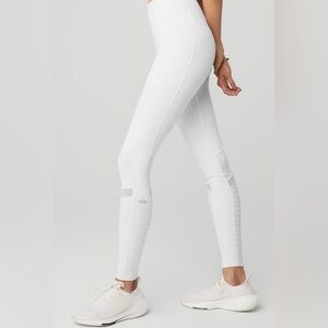 Alo Yoga Women’s White/White Glossy High-Waist Moto Legging (Size XS)